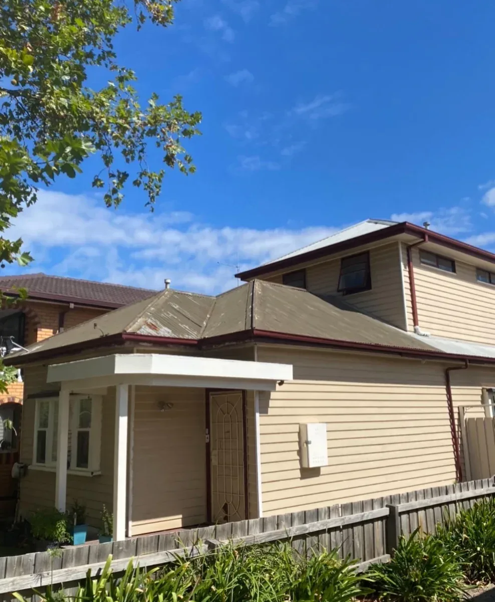 Before photo of a Steel roof restoration and replacement in YarraVille, Melbourne.